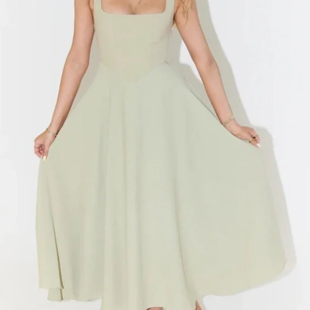 ODD MUSE MIDI DRESS SAGE SIZE SMALL - Picture 2 of 3